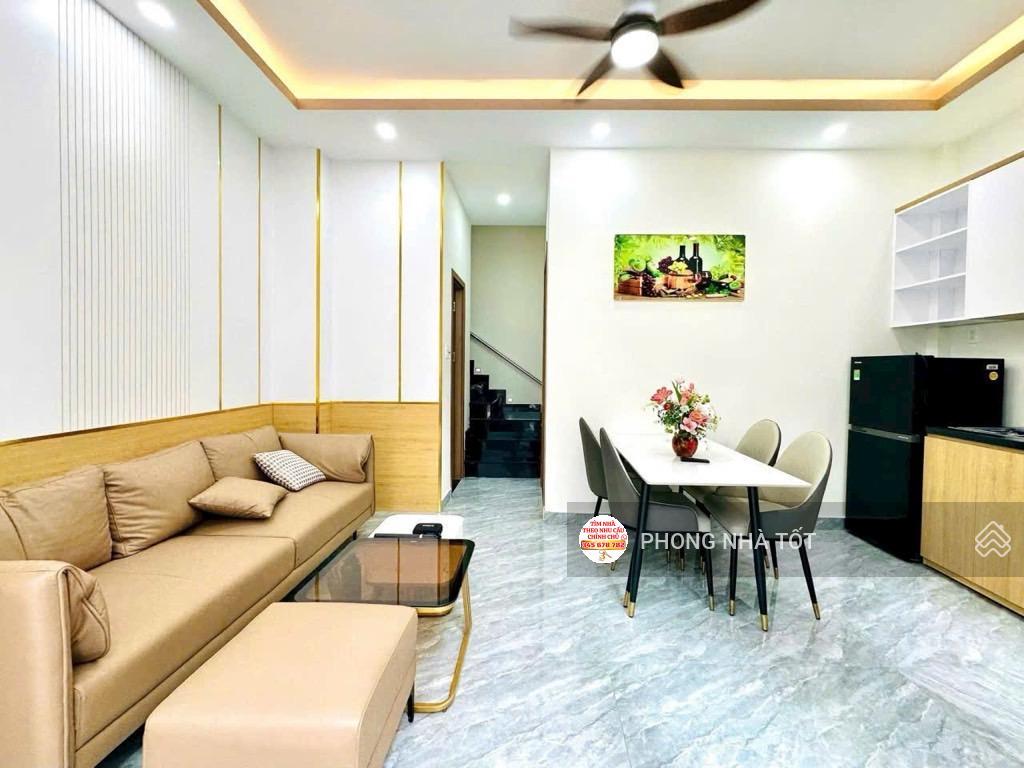 Bán nhà riêng tại cách mạng tháng tám, 5 tỷ, 40m2, 3pn, 4wc, chính chủ giá tốt