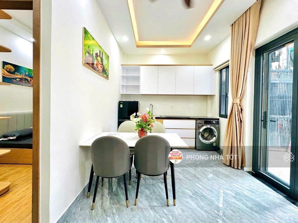 Bán nhà riêng tại cách mạng tháng tám, 5 tỷ, 40m2, 3pn, 4wc, chính chủ giá tốt