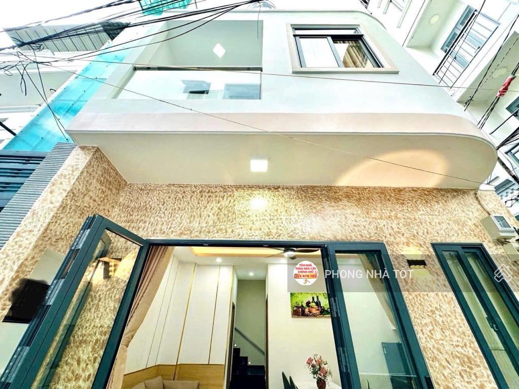 Bán nhà riêng tại cách mạng tháng tám, 5 tỷ, 40m2, 3pn, 4wc, chính chủ giá tốt