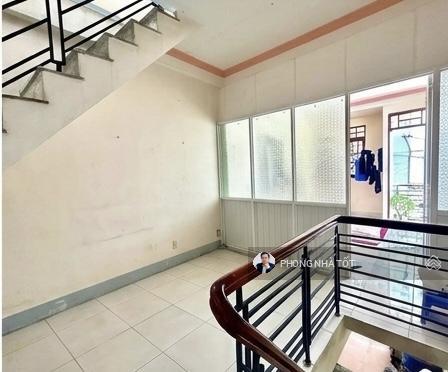 Bán gấp nhà hòa bình đầm sen tân phú đúc 4 tầng.