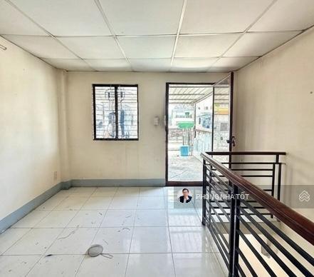 Bán gấp nhà hòa bình đầm sen tân phú đúc 4 tầng.
