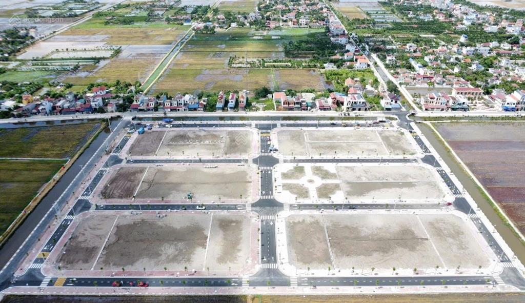 Bán đất 100m2 tại xã hải quang, hải hậu, nam định, 1,3 tỷ, đẹp, nhiều tiện ích chỉ với
