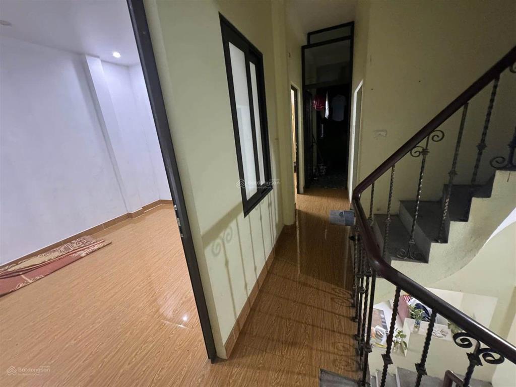 Bán nhà hà huy tập 50m2  nhỉnh 4 tỷ  cực hiếm  chỉ 500m ra cầu đuống