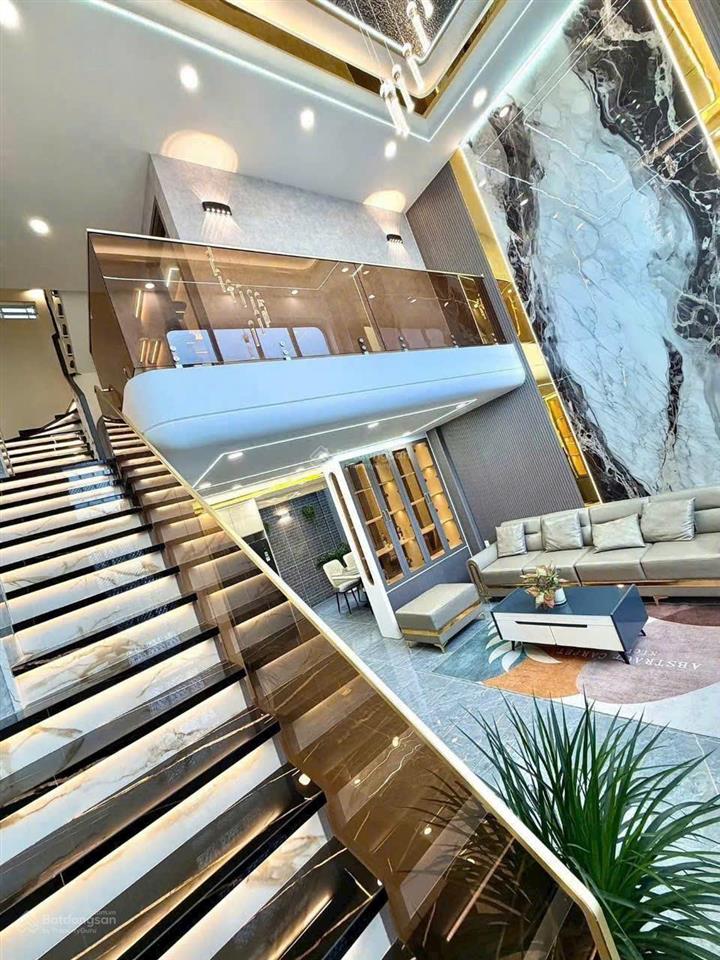 Bán shophouse chân đế 57m2 park 10, mặt tiền 5m, kinh doanh dòng tiền, giá 3,5 tỷ