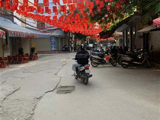 Cần bán gấp nhà 4 tầng mặt phố giáp bát  hoàng mai. dt 103m2  mt 4.5m. giá 24.5 tỷ. 0779 292 ***