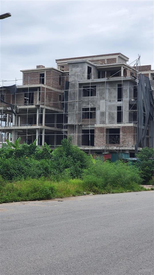 Bán nhanh biệt thự vạn xuân, đối diện ciputra 180m 45 tỷ