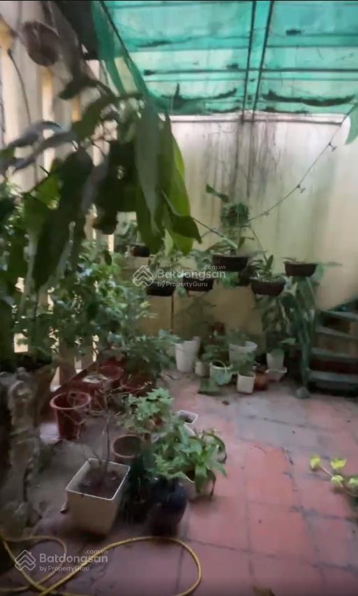 Cho thuê nhà riêng tại nguyễn văn huyên, ngõ ô tô, 18 triệu, 64 m2 4 tầng, 4pn, 4wc