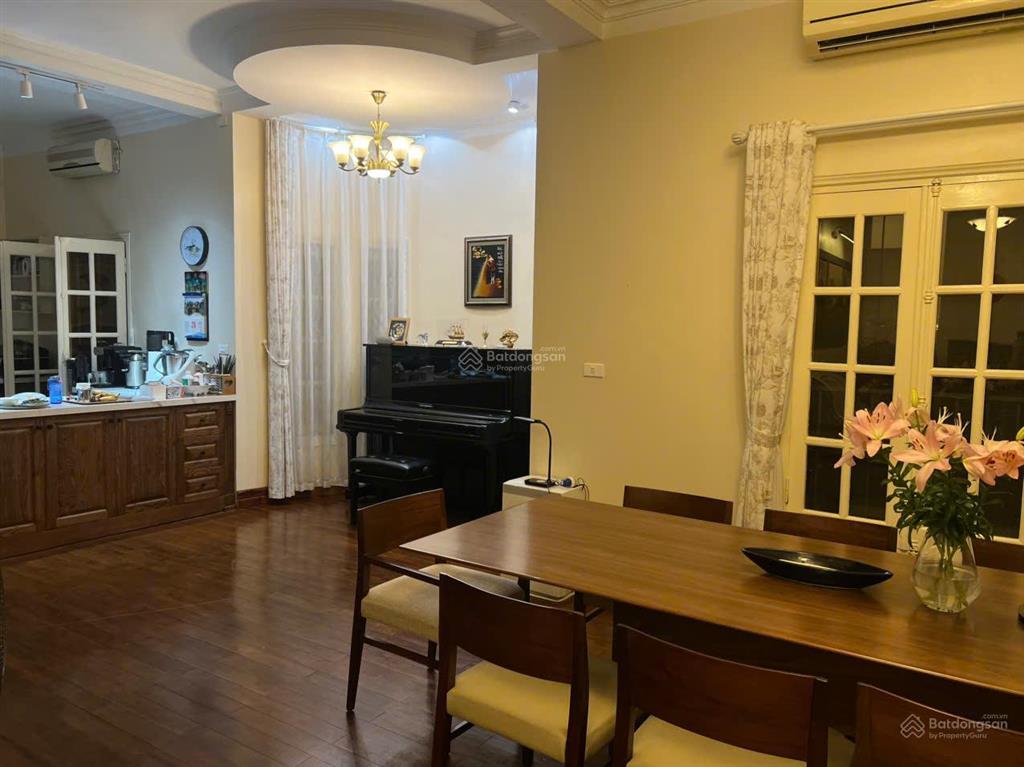 Cho thuê nhà riêng mặt phố khu ngọc hà, hà nội (tầng 2+3+4)