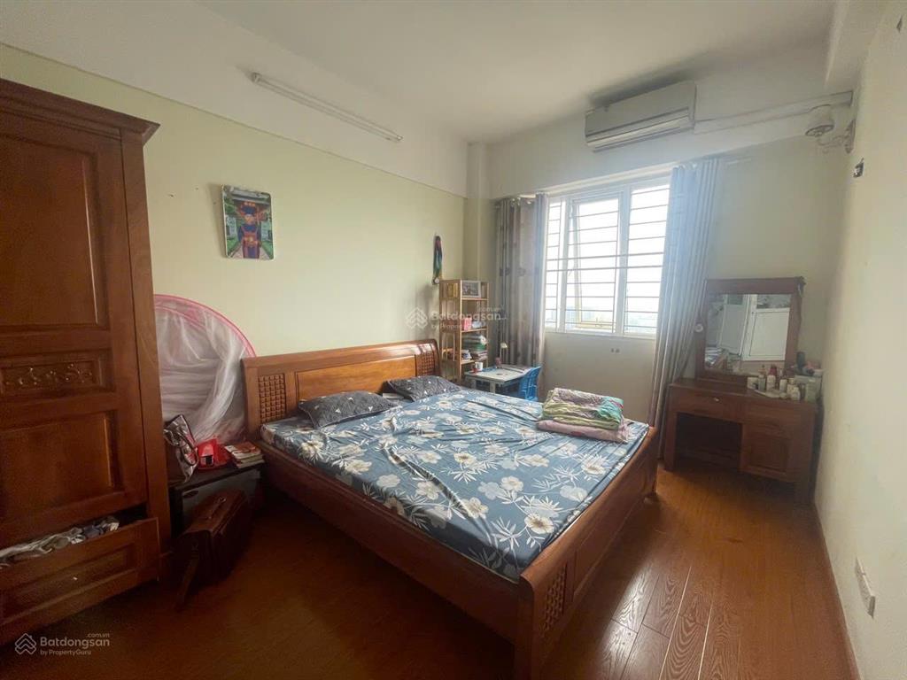 Chính chủ bán căn hộ 105m2 đẹp  khu đô thị văn khê