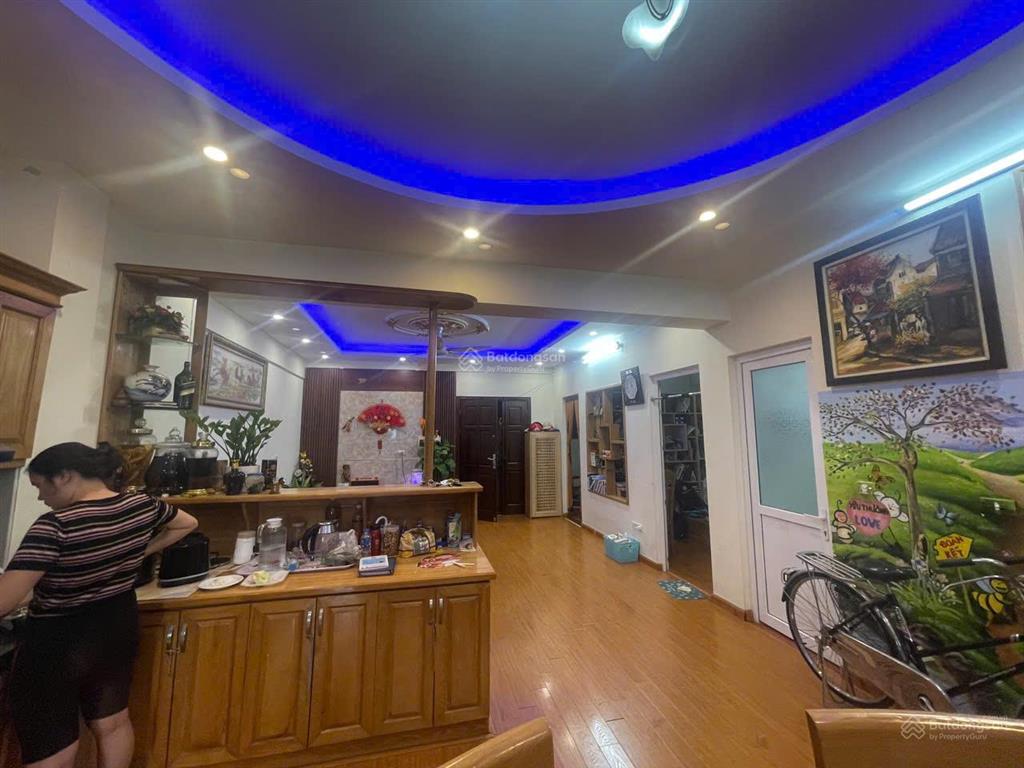 Chính chủ bán căn hộ 105m2 đẹp  khu đô thị văn khê