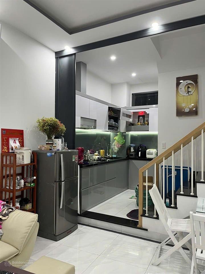 Cho thuê nr tại k135/10, bình thái 1, 6 triệu/th, 62m2, 2pn, 2wc, full