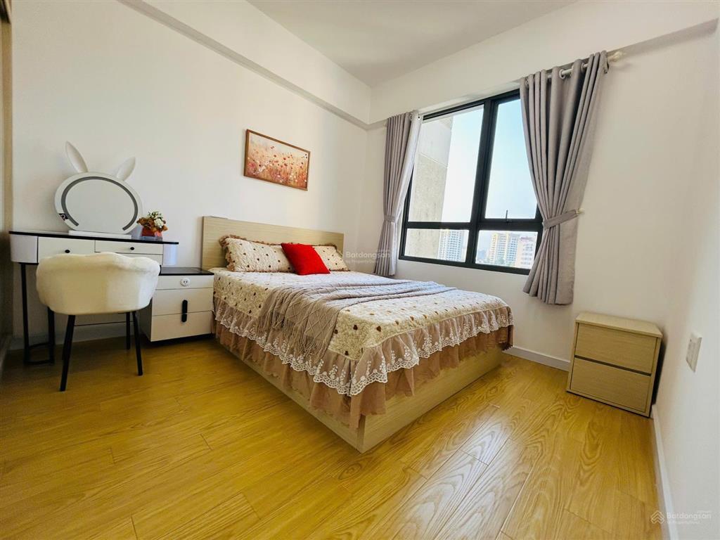 Bán căn hộ 2pn view nội khu yên tĩnh masteri thảo điền.  0978 087 ***  duy tiên xem nhà 24/7