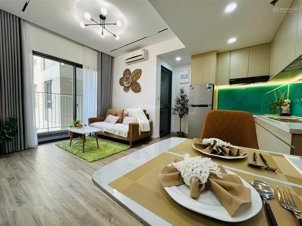 Bán căn hộ 2pn view nội khu yên tĩnh masteri thảo điền.  0978 087 ***  duy tiên xem nhà 24/7