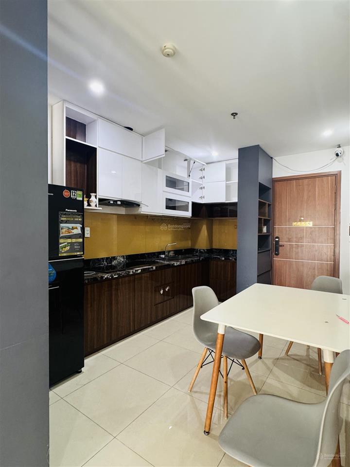 Cho thuê c/c cityland park hills 2 phòng ngủ, 15 triệu/tháng, vào ở ngay