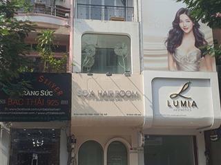 Nhà mặt tiền đường nguyễn thiện thuật, đường rộng 20m, trung tâm quận 3