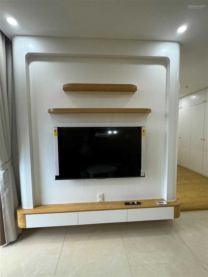 Cho thuê căn hộ cao cấp panoma 2 (sun cosmo residence)