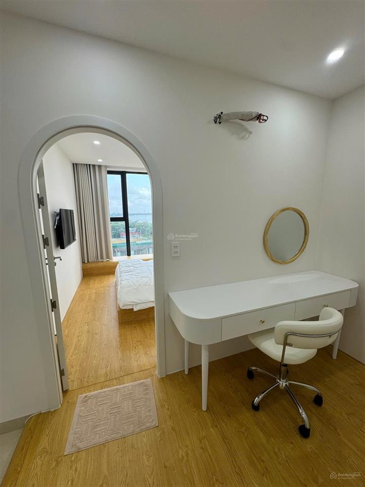 Cho thuê căn hộ cao cấp panoma 2 (sun cosmo residence)