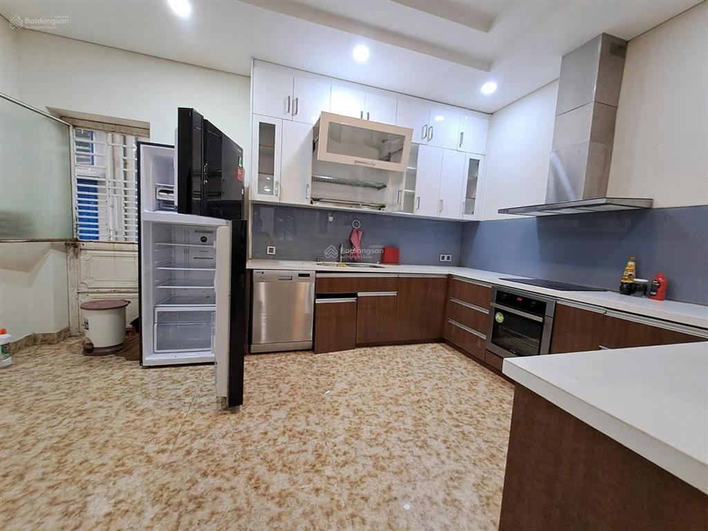 Cho thuê nhà 3 tầng sát đường dương đình nghệ, sơn trà