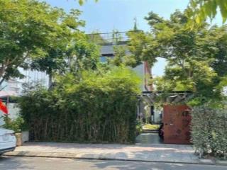 Cho thuê biệt thự sân vườn 2 tầng khu bờ quan nam việt á