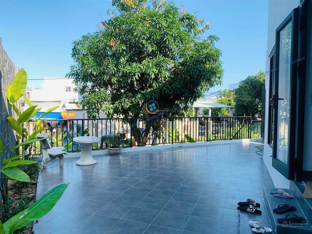 Cho thuê nhà vườn đẳng cấp đặng thái thân sát biển ngũ hành sơn