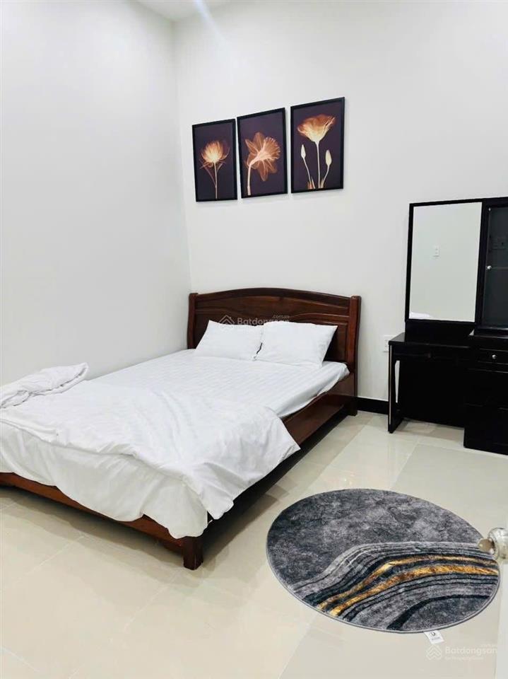 Cho thuê nhà 3 tầng mỹ đa tây khuê mỹ, ngũ hành sơn ban công rộng siêu thoáng