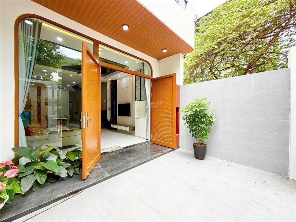 Cho thuê nhà 3 tầng thiết kế riverside thanh lương kđt sinh thái hòa xuân