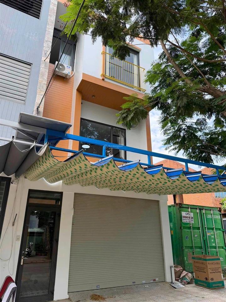Cho thuê nhà 3 tầng mới xây mt đinh văn chấp kđt hòa xuân