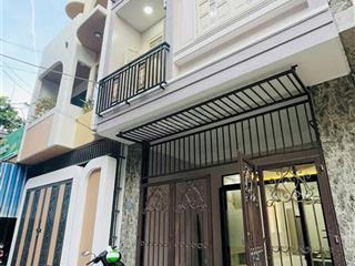 Cho thuê nhà 3 tầng mới 100% mt lê văn thịnh, hoà minh