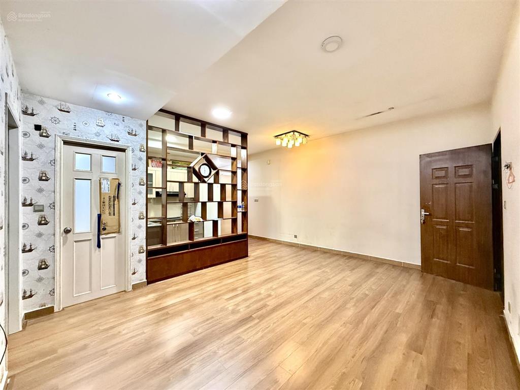 Cho thuê chung cư the usefull, 2 phòng ngủ 1pk, rộng 63m2, có hầm ô tô, gần đại học bách khoa