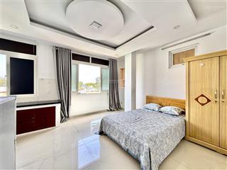 Cho thuê căn hộ cửa sổ lớn, thang máy, máy giặt riêng, rộng 30m2, ngay vòng xoay lý thái tổ q10