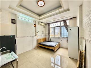 Cho thuê căn hộ studio cửa sổ, full nội thất, rộng 25m2, đối diện đại học bách khoa quận 10