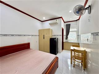 Cho thuê căn hộ studio cửa sổ, thang máy, hẻm oto lớn, full nội thất, ngay cầu vượt 3 tháng 2 q10