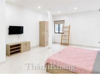 Cho thuê căn hộ 2 cửa sổ, full nội thất, có tủ lạnh, hẻm oto, rộng 30m2, 3ng 3xe ngay cao thắng q10