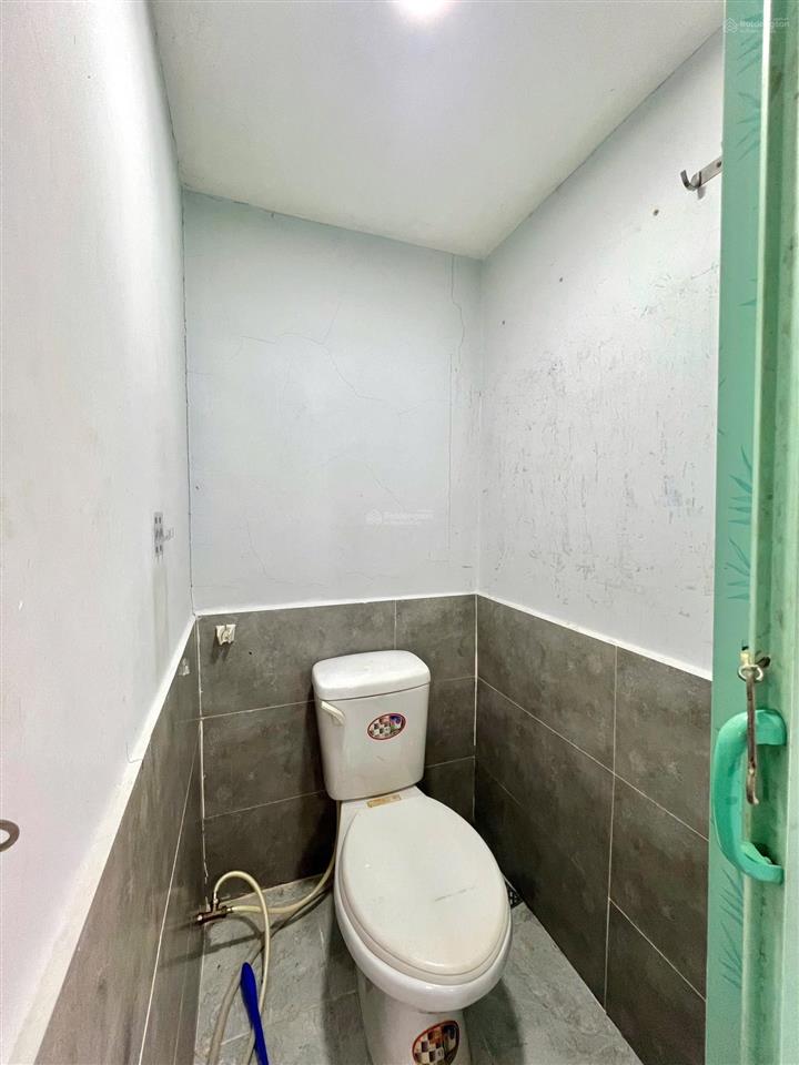 Cho thuê căn hộ gác cao 2m đứng được, 2 nhà vệ sinh 4ng3xe, full nội thất, ngay cầu vượt 3 tháng 2