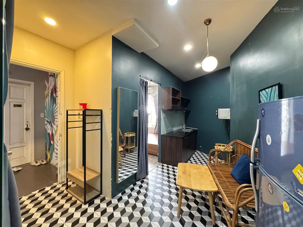 Cho thuê căn hộ 1pn tách bếp bancol, thang máyhầm xebảo vệ, full nt, ngay vòng xoay cống quỳnh q1