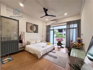 Cho thuê chung cư studio bancol rộng 35m2, điện nhà nước, thang máy, ngay chợ bến thành q1