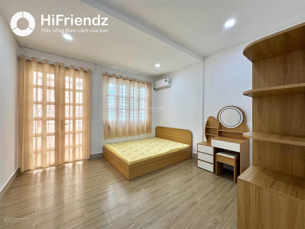 Cho thuê căn hộ 1pn tách bếp bancol, rộng 40m², nhà mới, full nội thất, ngay đại học bách khoa q10