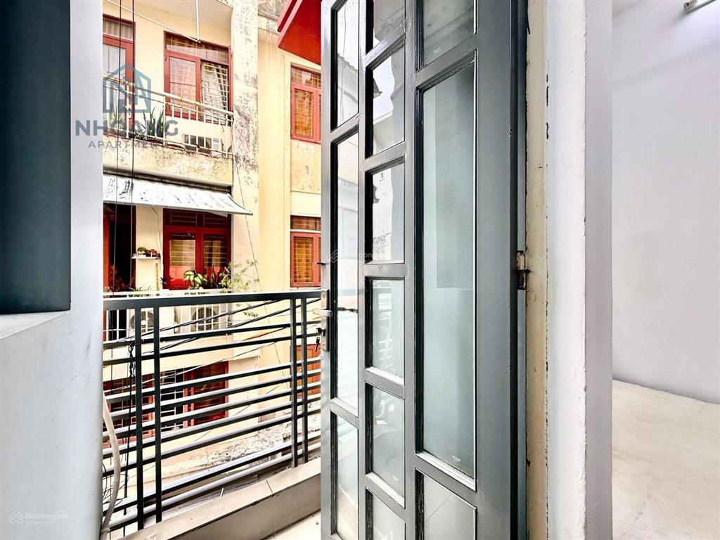 Cho thuê căn hộ studio bancol, full nội thất, rộng 25m², gần vòng xoay dân chủ q3