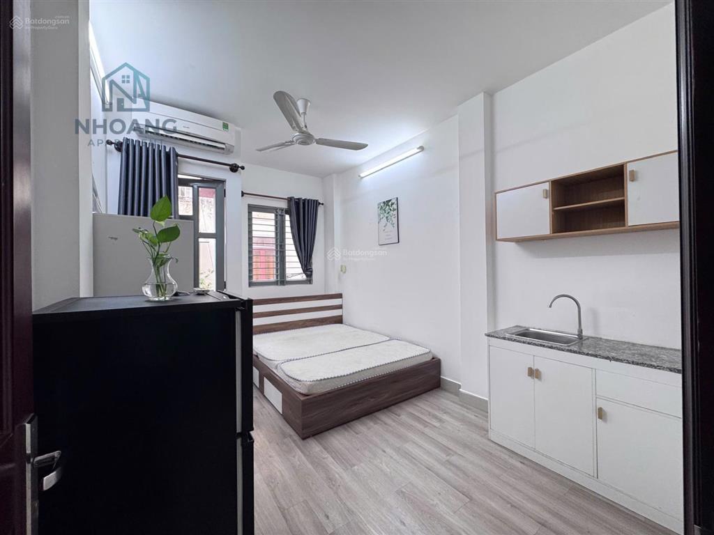 Cho thuê căn hộ studio bancol, full nội thất, rộng 25m², gần vòng xoay dân chủ q3