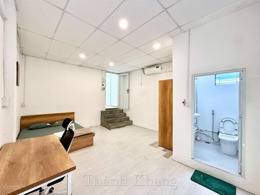 Cho thuê căn hộ 1pn tách bếp ban công, rộng 50m2, full nội thất, ngay tòa nhà viettel q10
