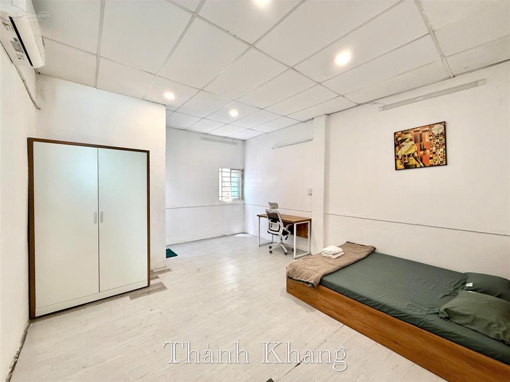 Cho thuê căn hộ 1pn tách bếp ban công, rộng 50m2, full nội thất, ngay tòa nhà viettel q10