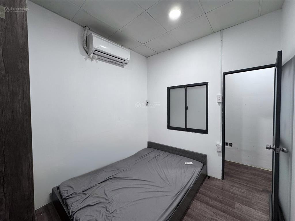 Cho thuê căn hộ 2 phòng ngủ full nội thất, rộng 40m2, 4 người 4 xe, gần đường sư vạn hạnh q10