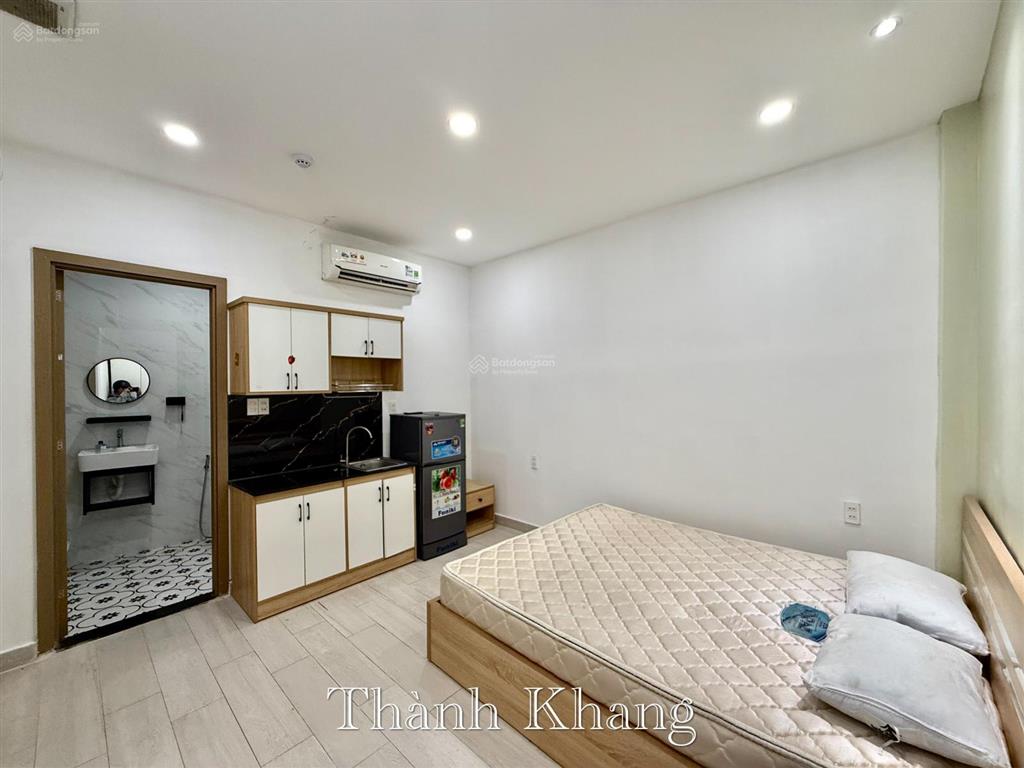 Cho thuê căn hộ full nội thất rộng 25m2 ngay nhà hát hoà bình, học viện hành chính quốc gia q10