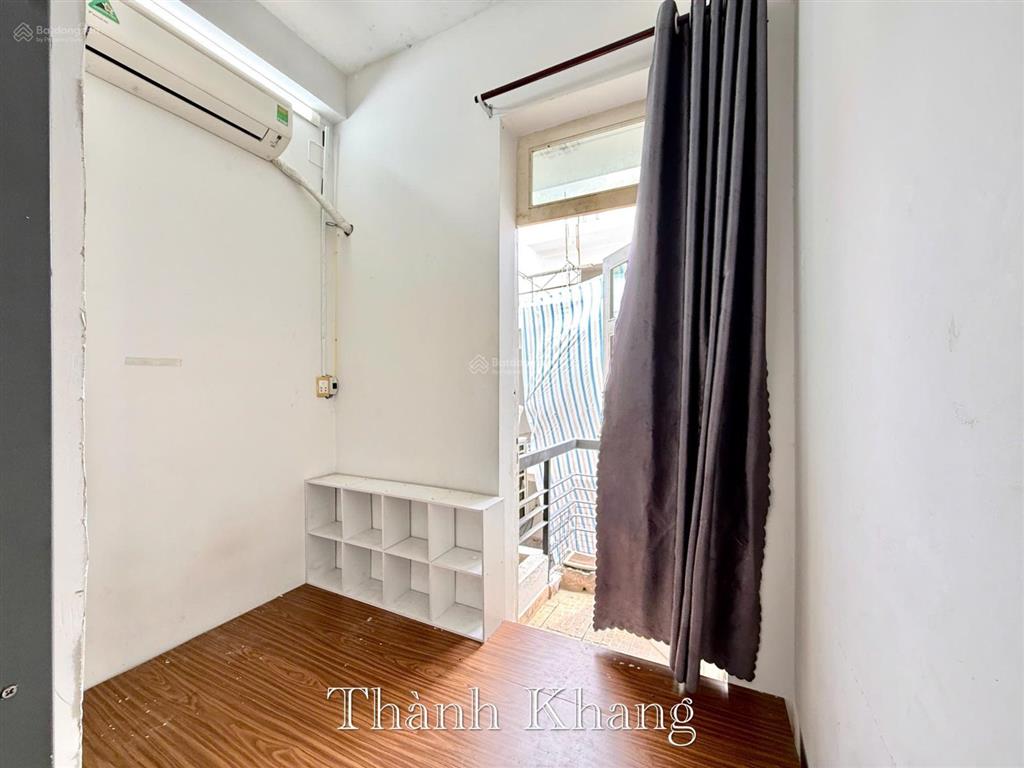 Cho thuê căn hộ 2 phòng ngủ ban công, full nội thất, 4ng3xe, ngay đh bách khoa q10