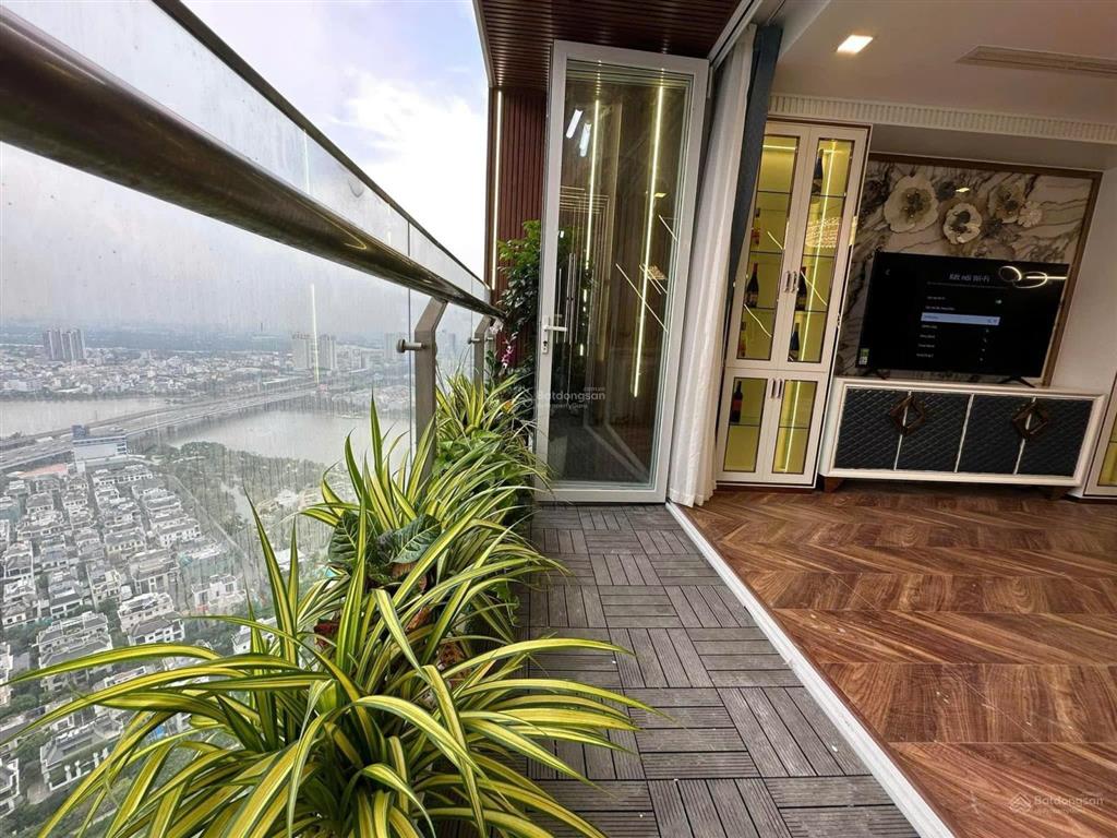 Bán 3 phòng ngủ tòa park 5 tầng cao view thoáng