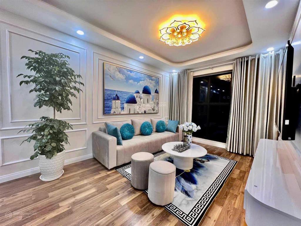 Cần bán căn 2pn2vs, tầng trung, 78m2, hướng đông nam mát, 6.2 tỷ cc goldmark city  136 hồ tùng mậu