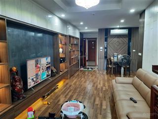 Cần bán căn 2pn2vs, tầng trung, 78m2, hướng mát, giá 6 tỷ cc goldmark city  136 hồ tùng mậu