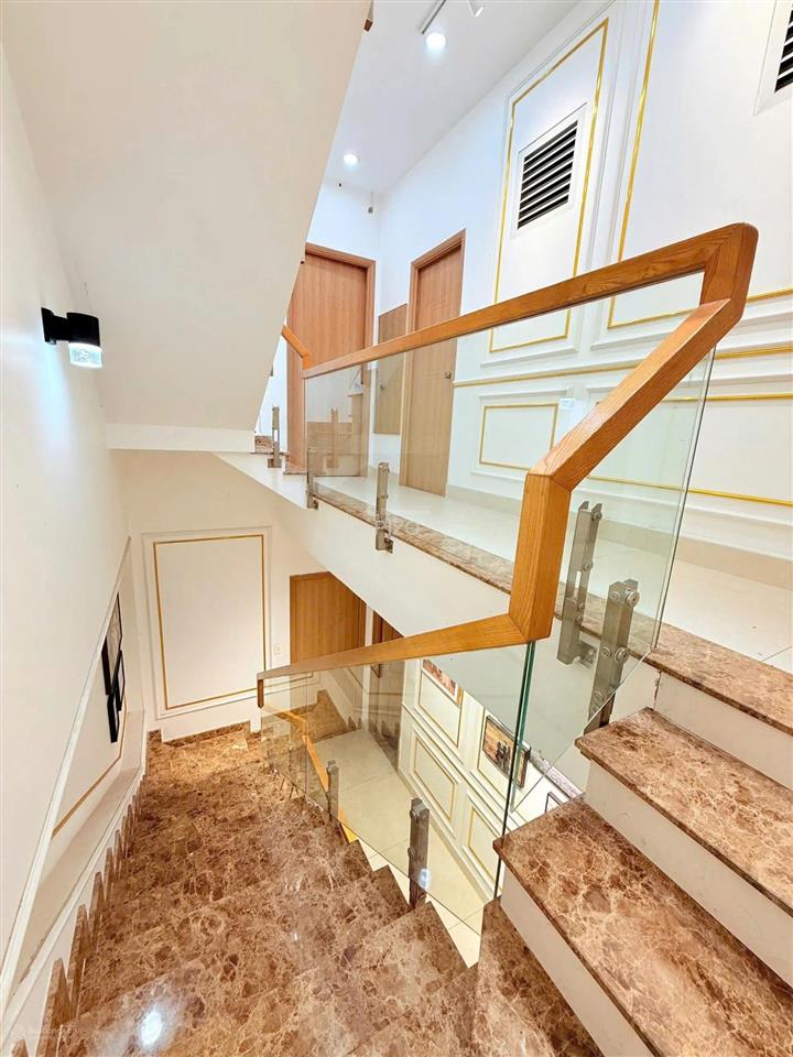 Nhà cực đẹp, giảm 1,1 tỷ, hẻm nhựa 6m trường sa, 4,6x19m, 86m2, 4 tầng, 21,5 tỷ tl