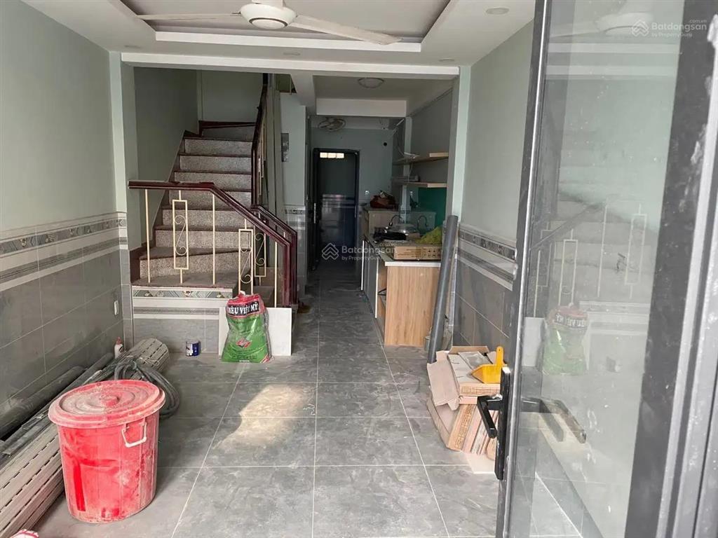 Xe hơi đậu cửa phan tây hồ, 3,05x13m, 40m2, 4 tầng kiên cố, vào ở ngay, chỉ 8,5 tỷ tl