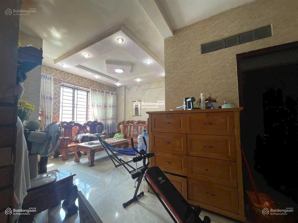 Hxh rải nhựa hồ biểu chánh, 6,2x13m nhà 1 đời chủ chưa qua đầu tư, tiện xây mới chỉ 9,8 tỷ tl